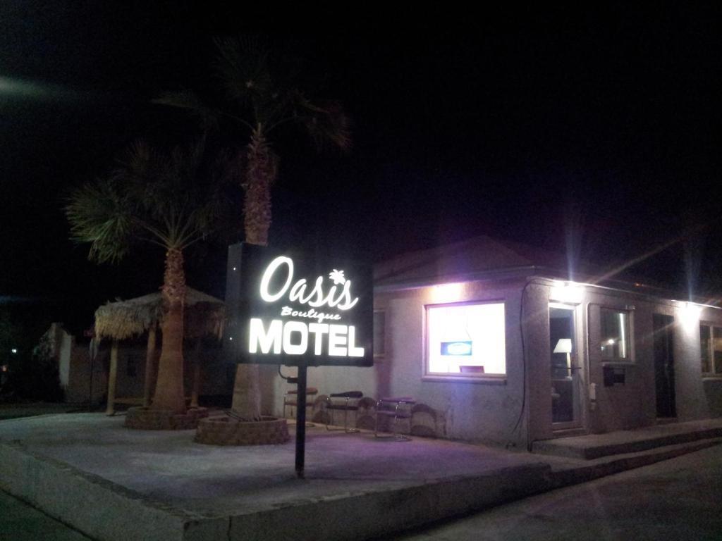 Oasis Boutique Motel โบลเดอร์ซิตี้ ภายนอก รูปภาพ