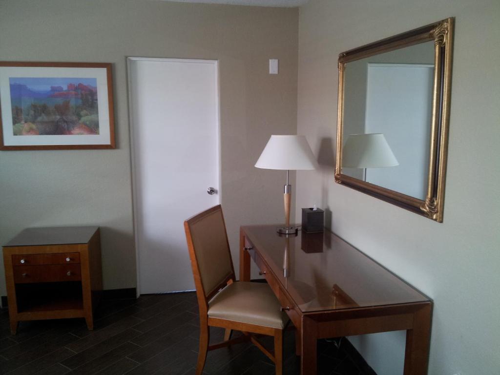 Oasis Boutique Motel โบลเดอร์ซิตี้ ห้อง รูปภาพ